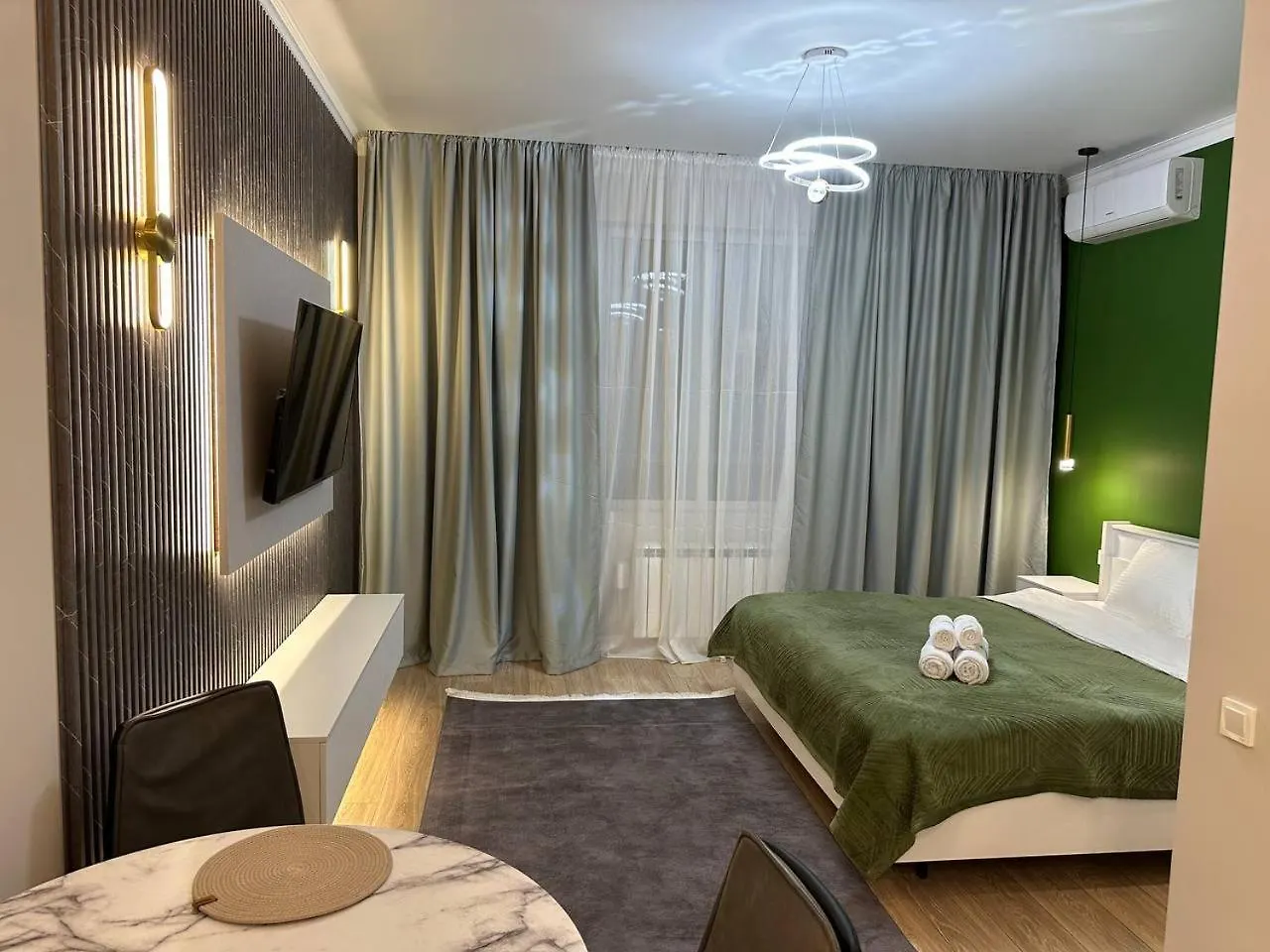 Cozystay Meridian Alma-Ata